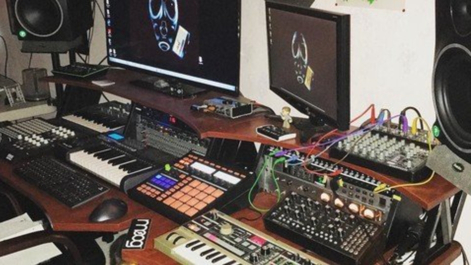 Udemy Ableton 11 Making A Dnb Track From Scratch [TUTORiAL]